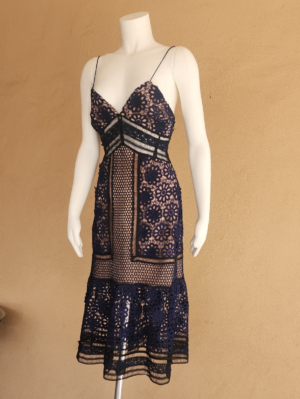 SELF-PORTRAIT Guipure Lace Midi Dress Size 0 Blue Nude Crochet A Line Party Wedd - Picture 6 of 15